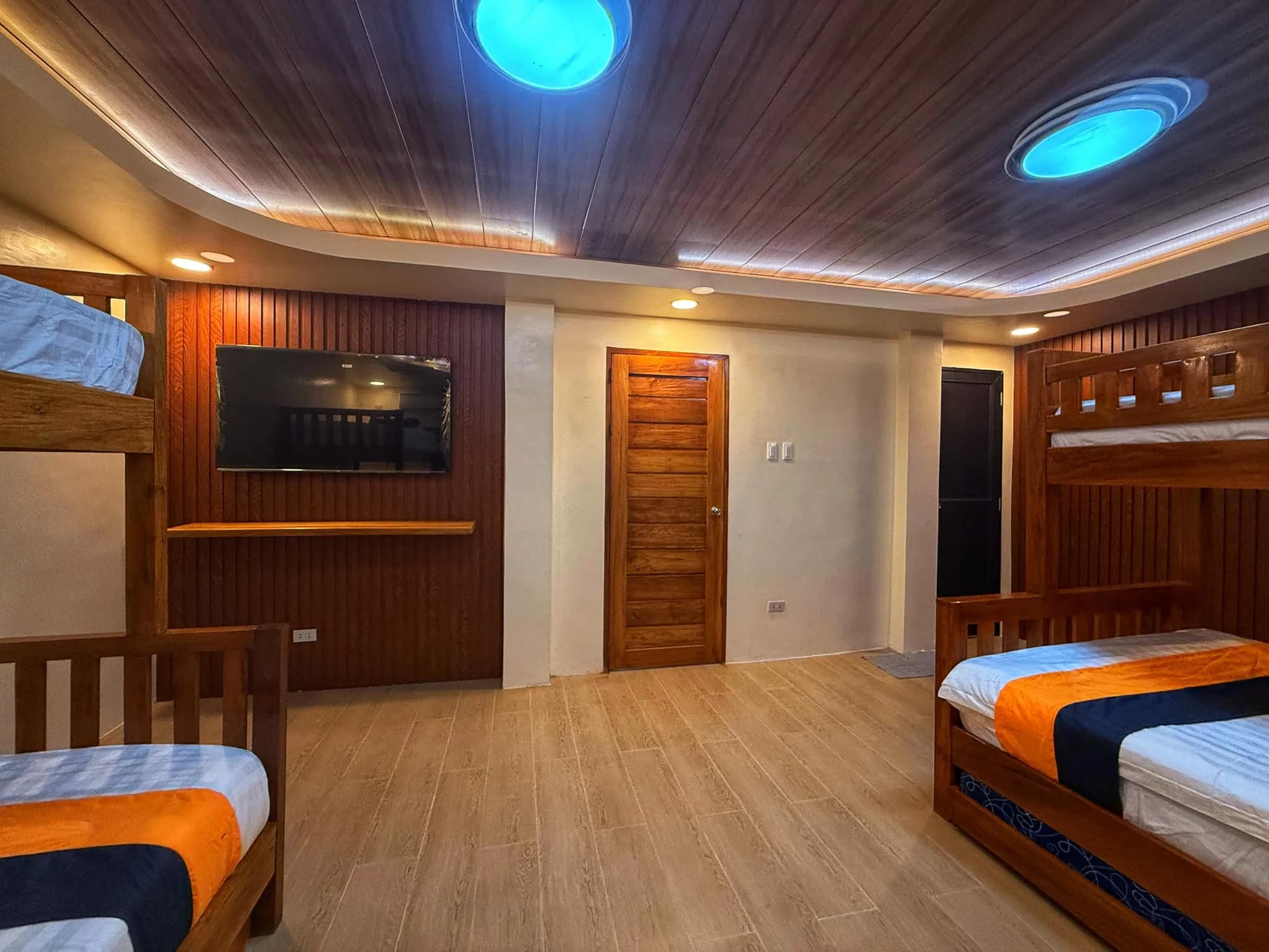 CM 225 gallery image 5