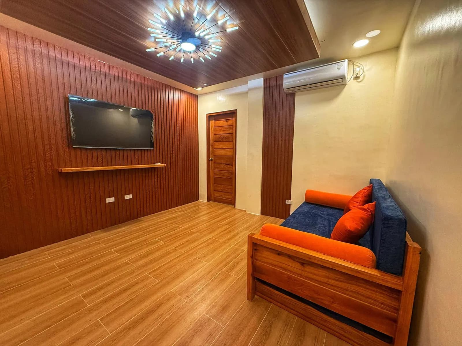 CM 225 gallery image 5